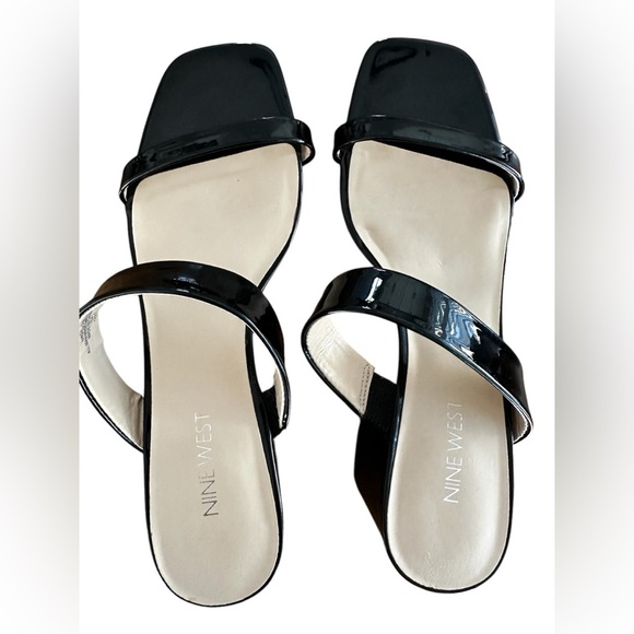 Nine West Women’s Galvin Black Patent Block Heel Sandals - Size 9, 2.5 inch heel - Picture 3 of 7